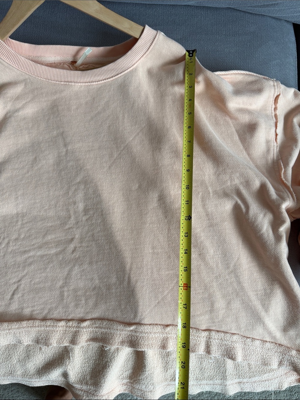 Free People Peach Oversized Raw-Hem Sweatshirt Size M - Picture 8 of 11